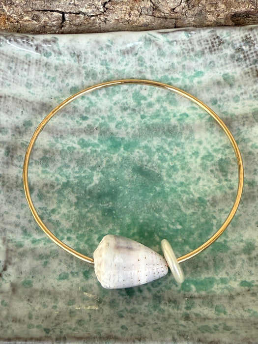 Cone Shell Coin Pearl Bangle