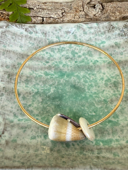 Cone Shell Coin Pearl Bangle