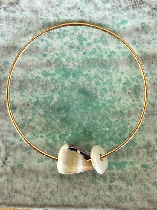 Cone Shell Coin Pearl Bangle